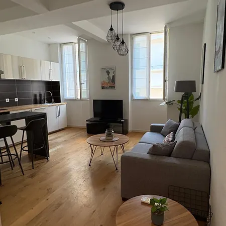 Sunside Apartment